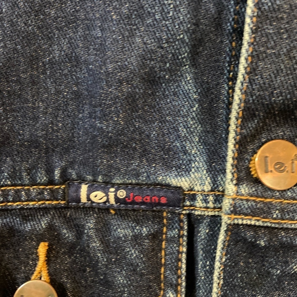 Vintage dark wash denim jacket - Picture 3 of 7
